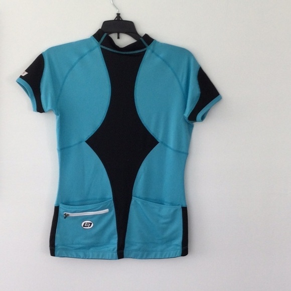 Bellwether top color Turq. & blk.zip front sizeS washable. #92 - Picture 2 of 8